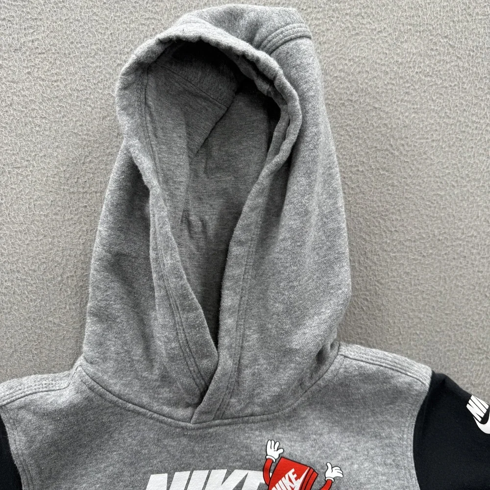 Nike Hoodie Youth Medium Gray Fleece Cartoon Graphic Pullover Kangaroo Pocket